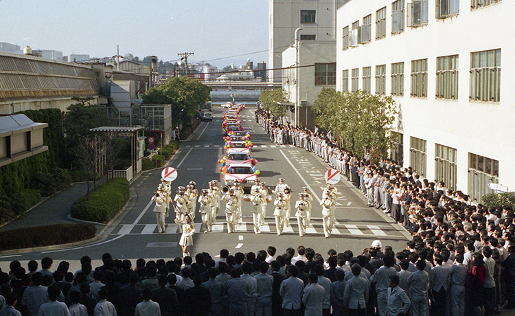 First shipment ceremonies in 1988